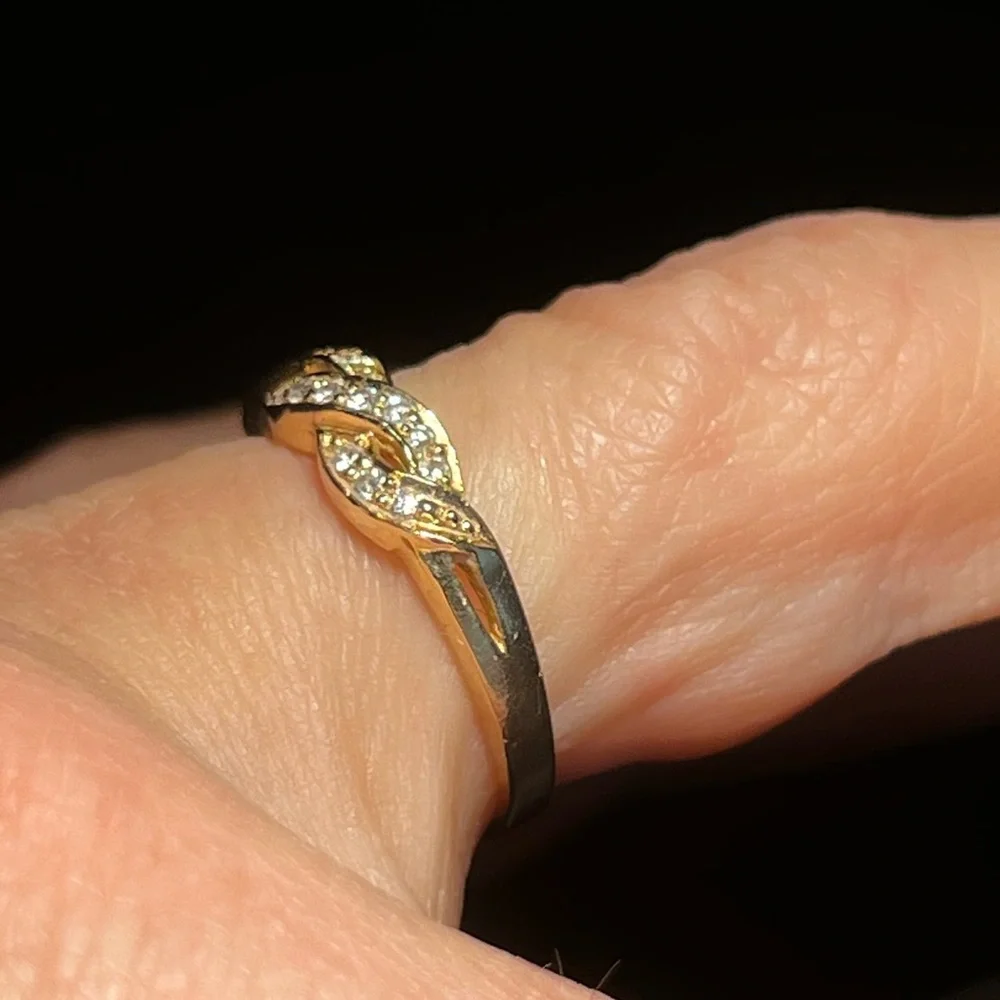 14K Diamonds Elegant Gold Braided Ring size 6.5-7 - Picture 7 of 10